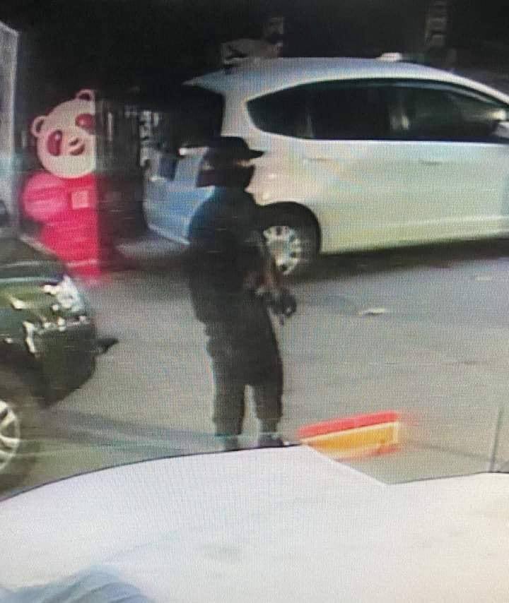 THETHTO29568623's tweet photo. Several armed people in non-solider, non-police uniforms with black masks together with military terrorists are spotted in Hledan today. Similar uniformed people were also spotted yesterday in 8miles and Mandalay.
ELECTED CRPH
#WhatsHappeningInMyanmar #Apr10Coup https://t.co/jy6ZAHqizN