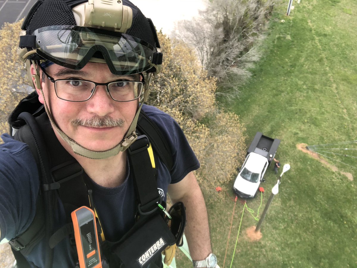 WakeWildMed's tweet photo. Get in the ring, hone some skills. Even the ones you thought you wouldn’t need. Always ready for wherever our patients may find themselves. Even up the occasional water tower. #austeremed #wildmed #imthirsty @resqpac @hawkvox @ChrisPeluso4 @dwayne_doctor https://t.co/uN60i1qYJw