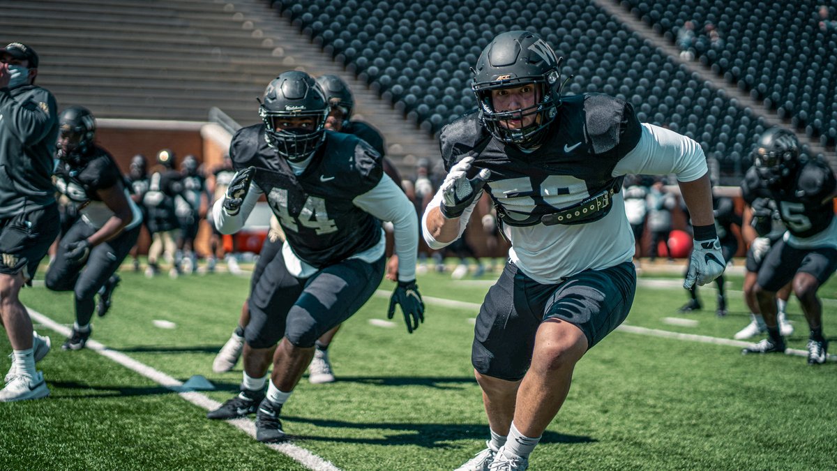 Back home in 𝐓𝐫𝐮𝐢𝐬𝐭 today.
Can't wait for this fall.

🎟️: deacs.info/3mthbK0