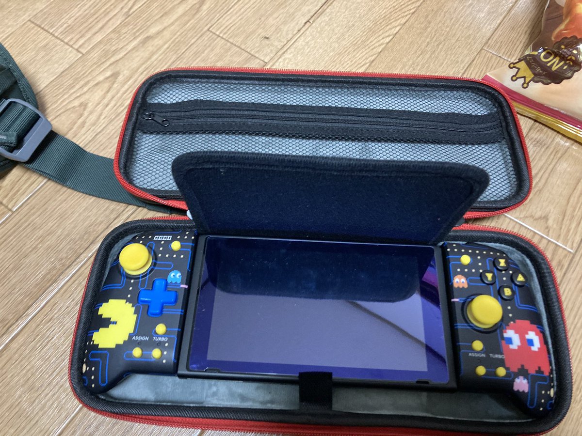 男性に人気! Switch HORI グリップコントローラー 収納ケース ハード