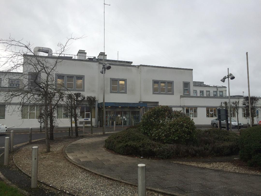 henrypoconnell's tweet image. Many thanks to @LaoisNews for publishing my brief history of healthcare in Portlaoise! And thanks to @AMKellyDJ for coining 'Portlaoise's Medical Mile'! #Laois #Portlaoise @Dranelik @GracieSrahan @ConBourke @SeanPCooney3 @Ainelalor @newbee75 @RTESunMisc @MaryMarythomo