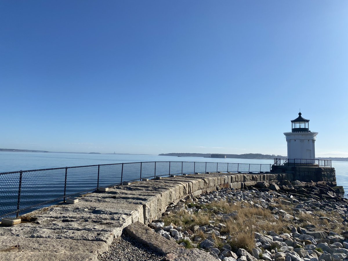 Deneault16's tweet photo. SAT Run Session! #SOPO #buglightpark #running https://t.co/B8Y9zZ1dMV
