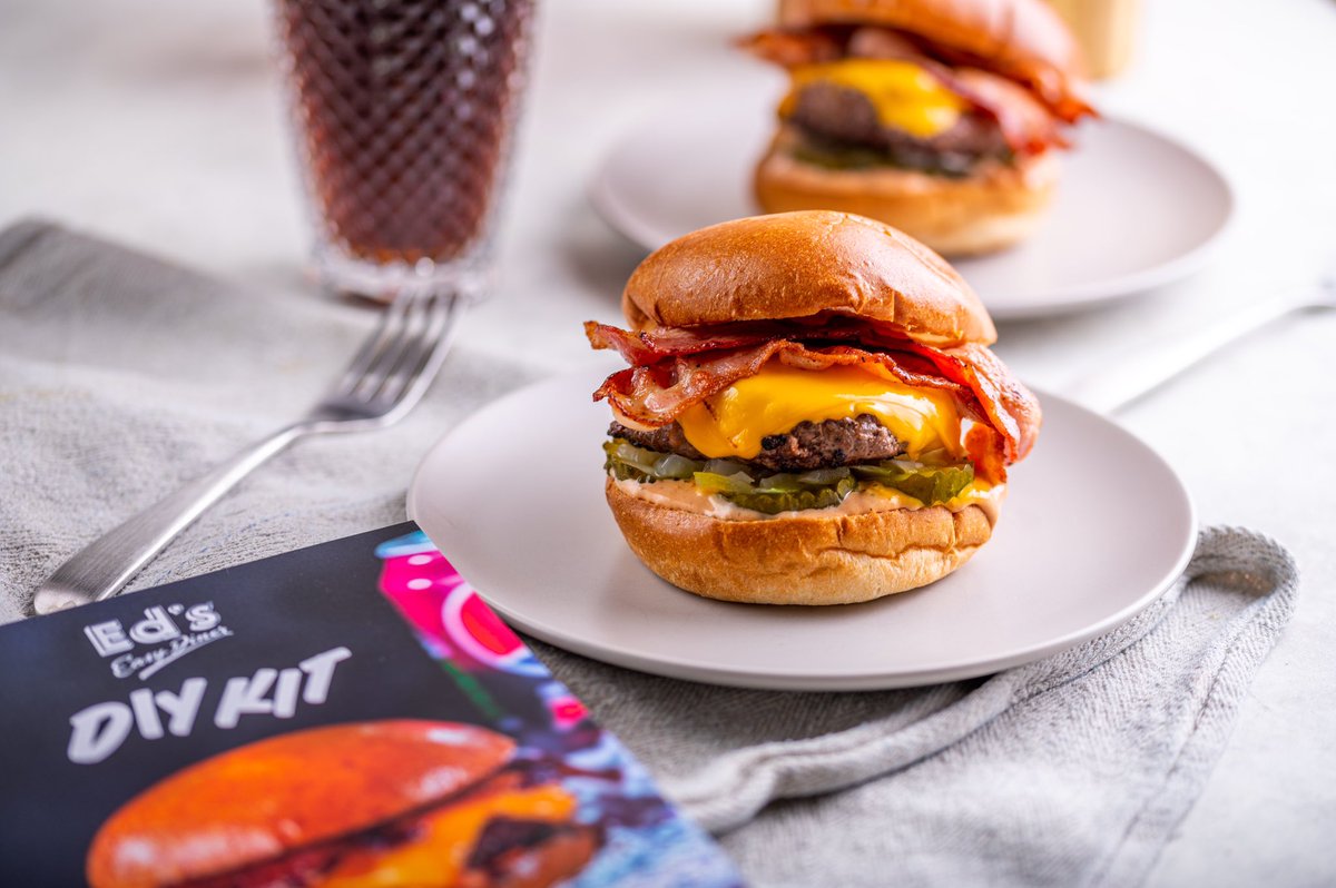 Ed's Easy Diner tweet media