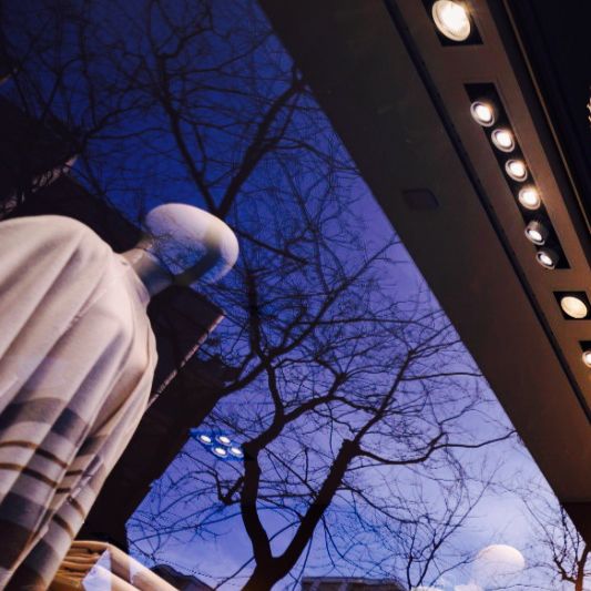 Observando detalles de #madridluxurydistrict