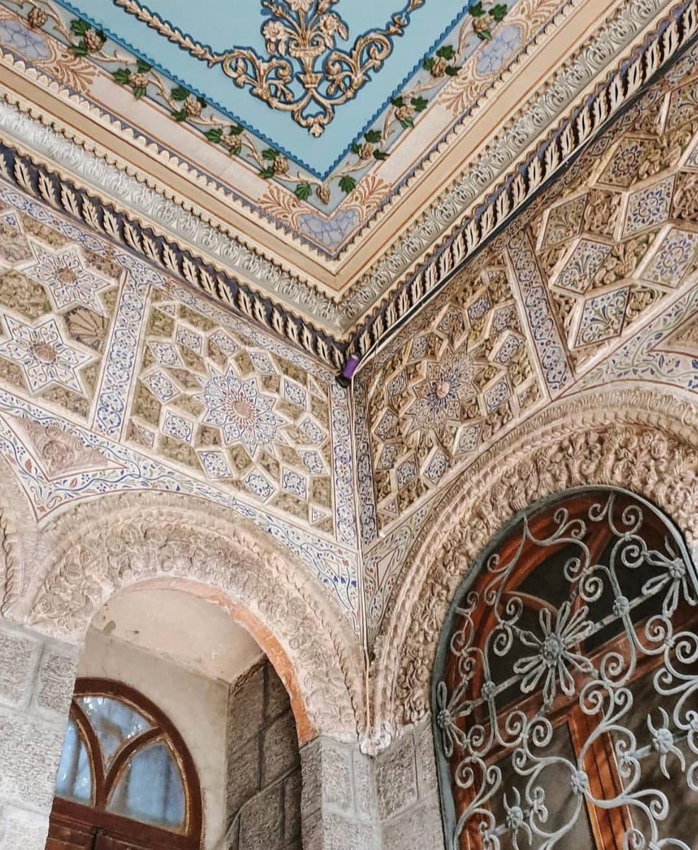 Maktab Anbar | مكتب عنبر

Amira Al Shater📸