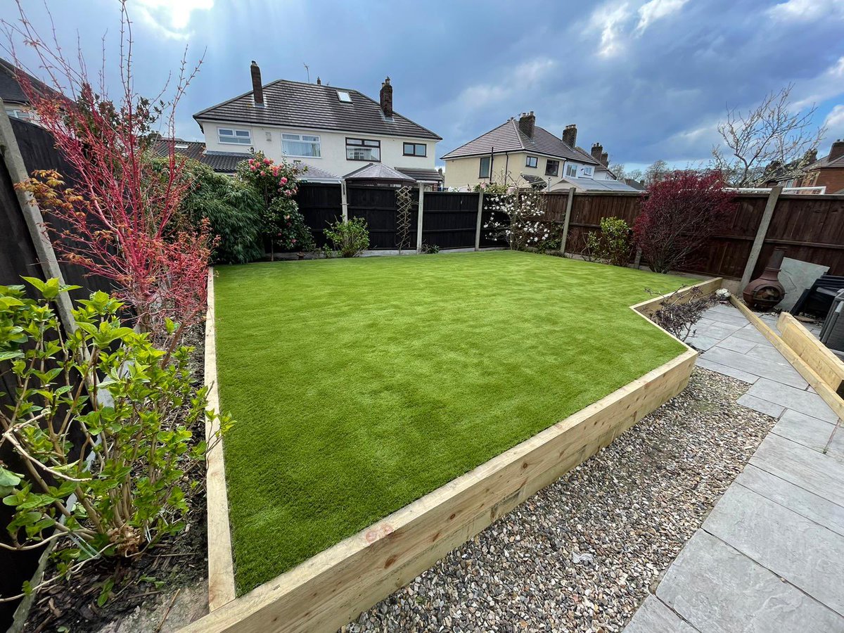ag_essentials's tweet photo. Take a look at our latest garden transformation, low maintenance with artificial grass ready to enjoy over the summer! ☀️

Our team design, supply &amp; transform gardens with fence cladding, decking &amp; artificial grass! 

Contact us on 07596904625 to arrange your free quote! 👍 https://t.co/dbt1RGpcLs