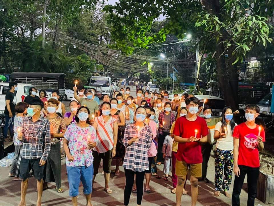 Yangon Night Strike on Apr 10

Despite of junta brutal crackdown, brave Myanmar people are still protesting for democracy.
#WhatsHappeningInMyanmar #Apr10Coup