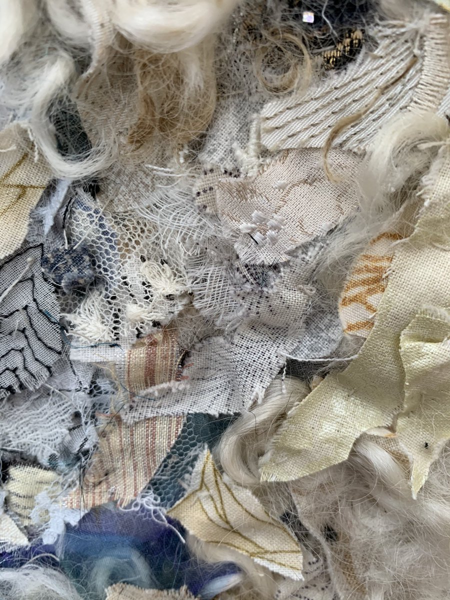 I’ve lost count of the number of #sheep I’ve stitched- this may be #30 to join the #flock. Here you can see a #detail and the #development of the picture! #collage #textiles #handstitched #fleece #farming #farmanimal #joiningtheflock #scraps