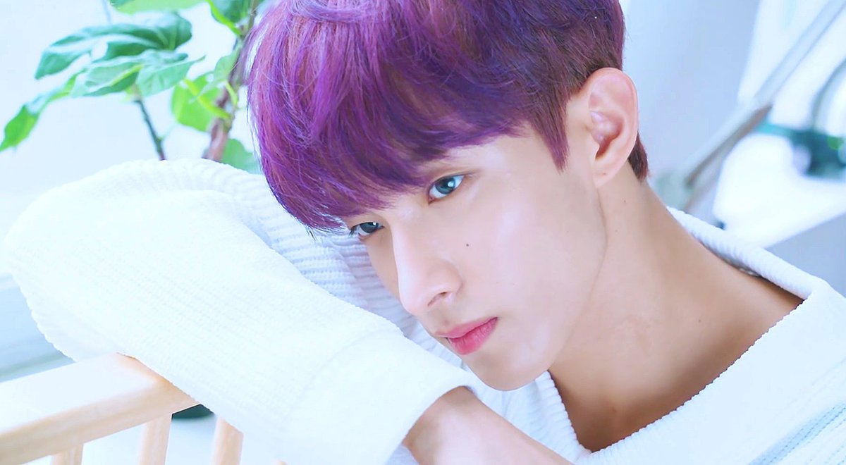 deekay - purpleDK PURPLE HAIR send tweet GODD I LOVE HIS PURPLE HAIR SO MUCH i know his hair is sensitive to dye which is why he doesn’t dye it a lot but i would risk my life for purple hair deekay AND THEN WHEN IT FADES it’s just so beautiful