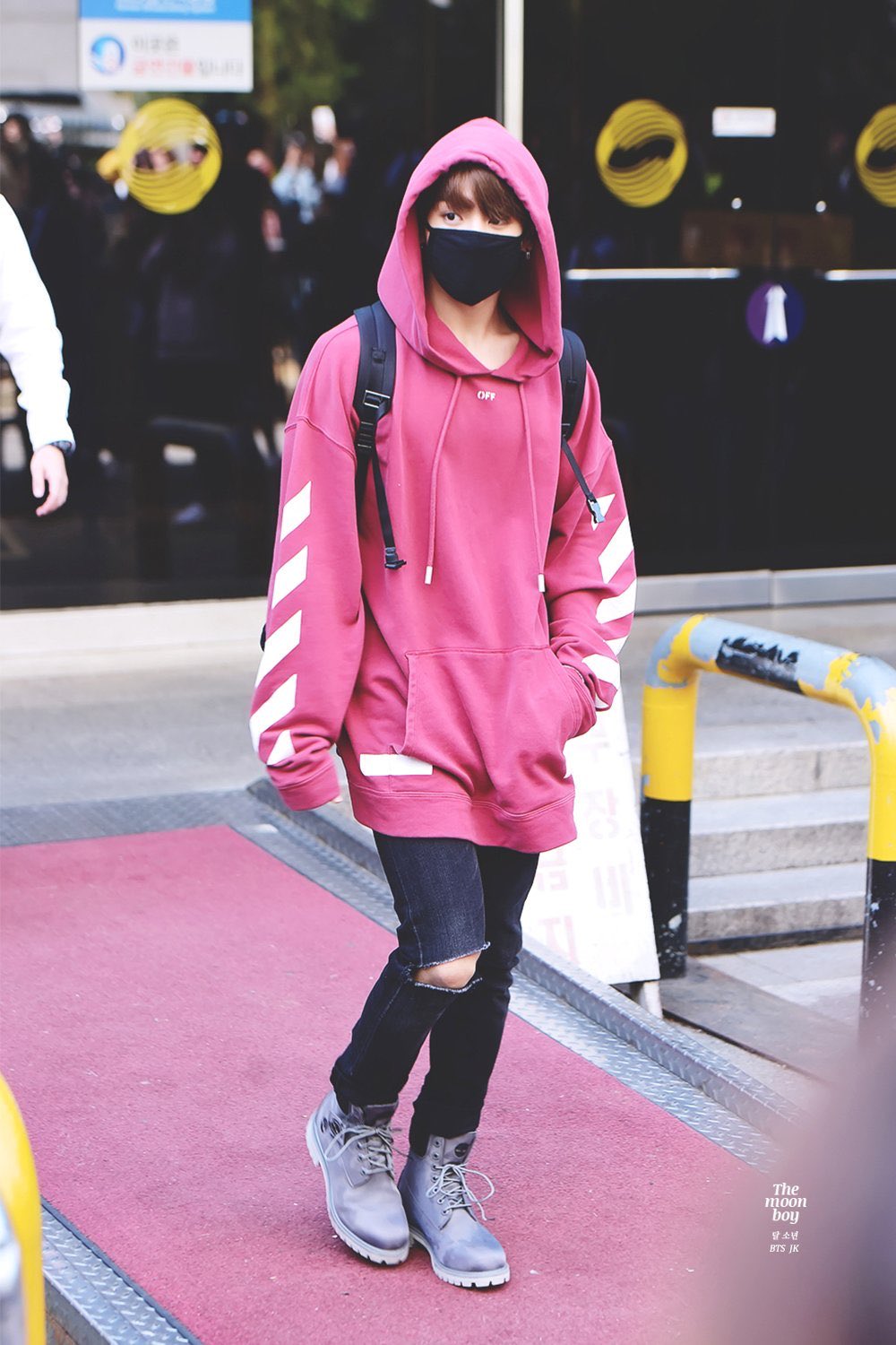 ❧ on X: jungkook wearing the hoodie and carrying the LV bag that was  gifted by jimin 🥺  / X