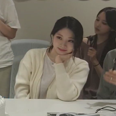 archivedkdh's tweet photo. dahyun is just effortlessly attractive https://t.co/3xrMRyosZm