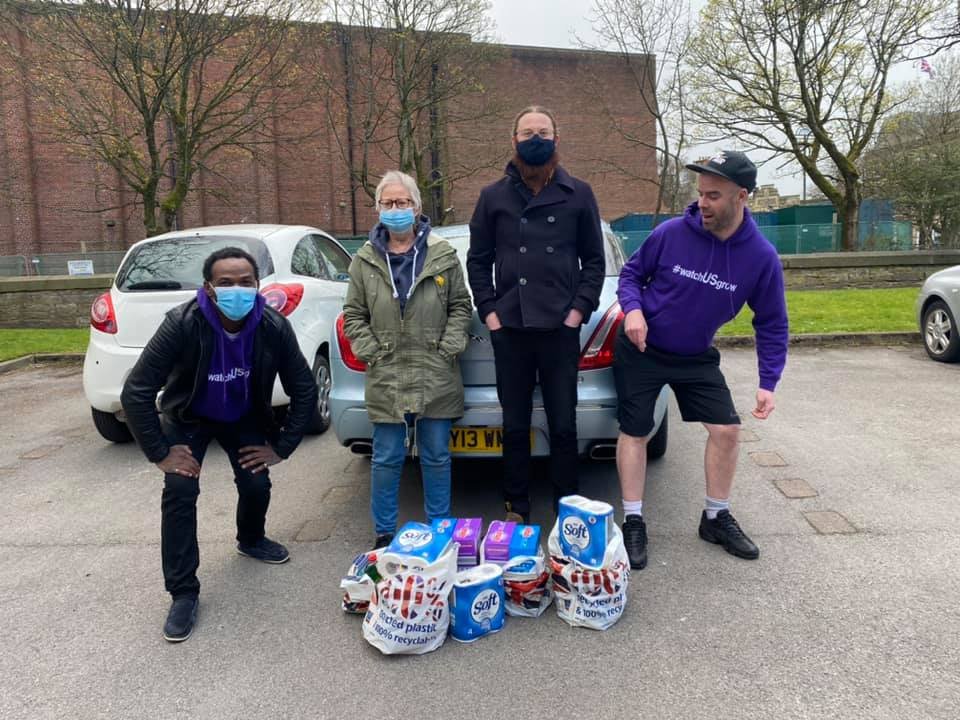 WatchUSGrow4's tweet photo. Wow another amazing day Over 80 meals for our community thank you to volunteers for cooking. 
Special thanks to:
Diane Birchall &amp; son 
Trina Davidson for large donation 
Skippers Of Euxton for 30 sausage &amp; chips, 
You're all amazing 💜🙋‍♀️#CommunitiesCan https://t.co/2nD58szkzv
