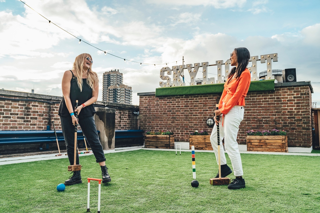 On a scale of 1-10 croquet hoop points, how much do you wish you were here? Luckily our famous rooftop croquet court is back later this summer. Indoor croquet and petanque from May. Stay tuned for dates and info #skylightlondon