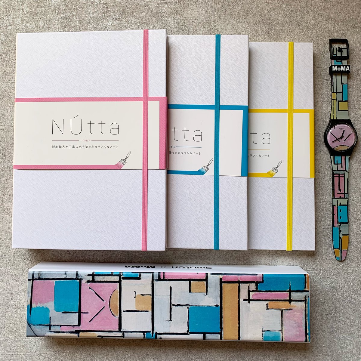 booknote_tokyo's tweet photo. モンドリアン柄のSWATCHと
一緒に置いてみたら良い感じです。
　#nutta https://t.co/DH6DS072JU