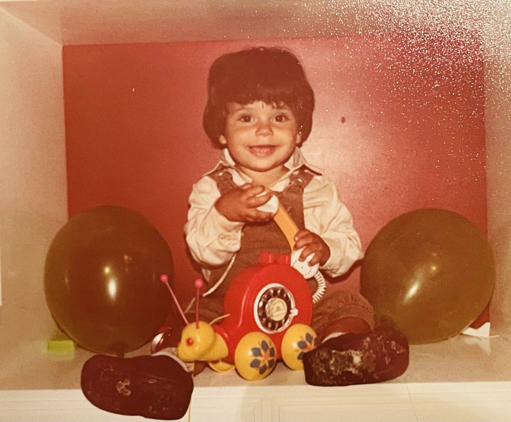 A punto de empezar a rodar mi primera película de ficción rodeado de los mejores. #eluniversodeoliver