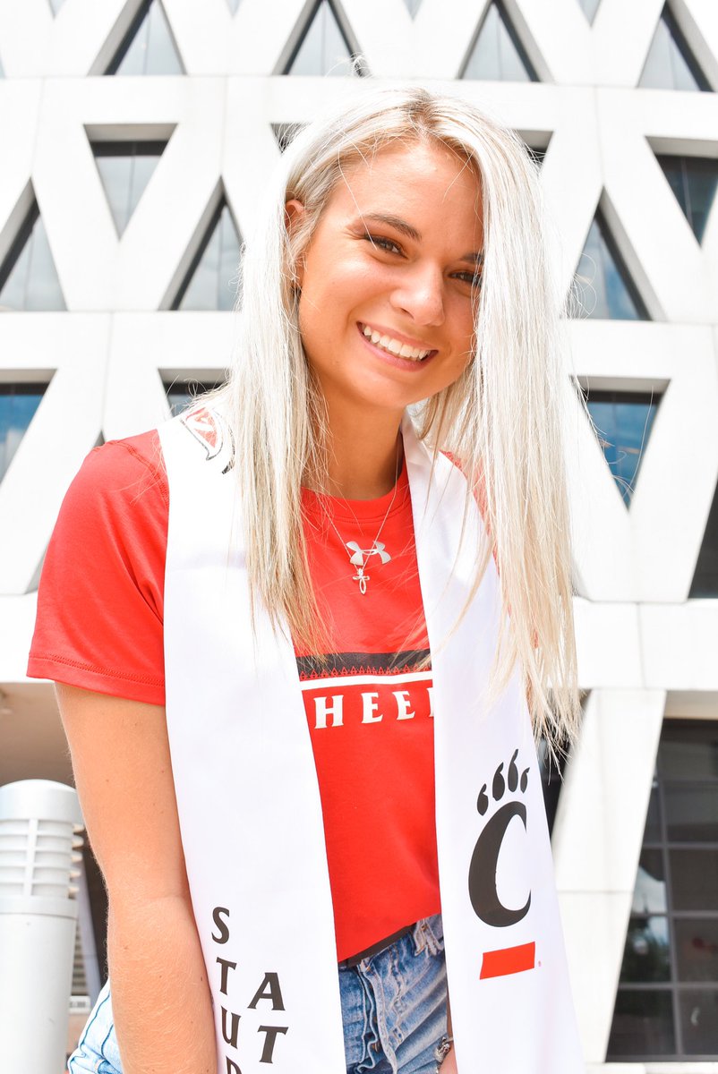 We are thrilled to announce that Kelsey Smothers will be our new Freshman coach! Kelsey is a former cheerleader from UC and is bringing lots of expertise to our program! Welcome to the family, Kelsey!! ❤️🦅📣