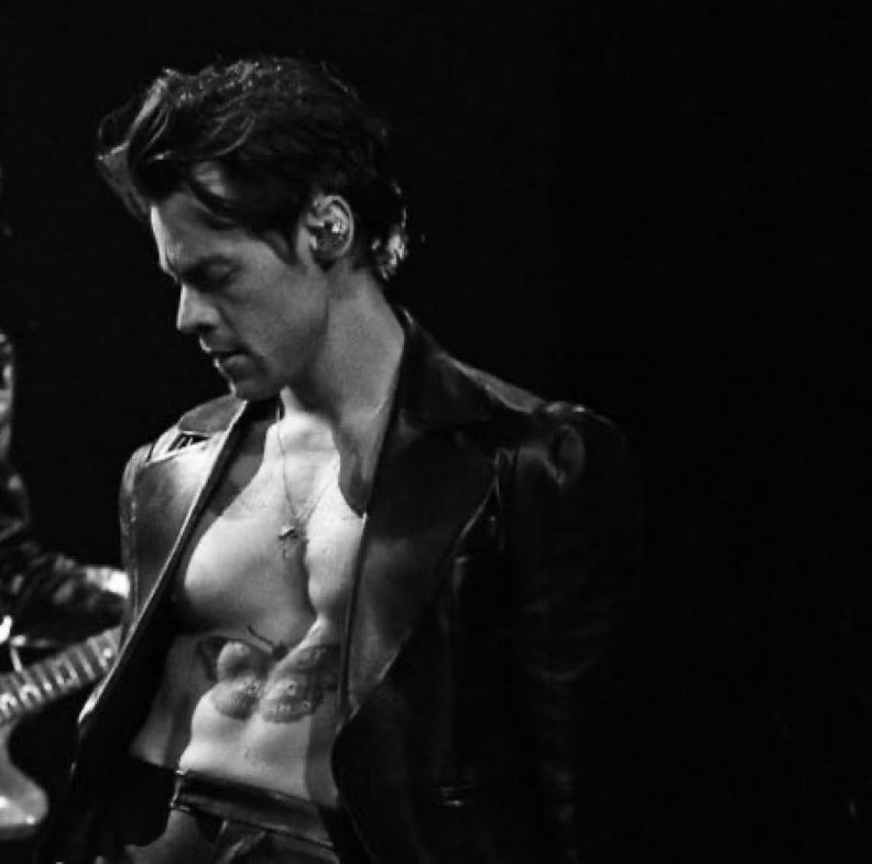 kathewsh's tweet image. LT2                                                  HS3