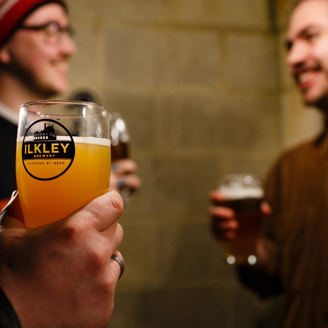 Ilkleybrewery's tweet photo. We're nearly there folks.. pints with mates ๐
#poweredbybeer #poweredbypints #poweredbypubs https://t.co/hBWk0vK93j