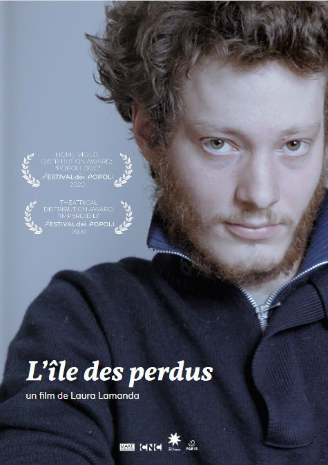 #Liledesperdus - Les documentaires apportent eux-aussi leurs lots d'émotion. Il y a des moments absolument déchirant quand on voit les gens à l'accueil. Il y a un rapport et toute une vie entre une personne et un objet.