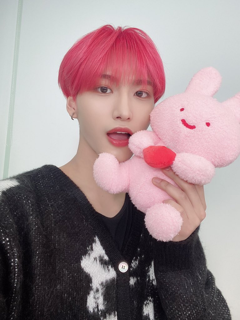 kittnarchive's tweet photo. sc REAMS. SOBS. AAAAAAAAAAAAAAAAAAAAAALSKDKFMGLHLDJFKGHK https://t.co/QNRh3wgvK1