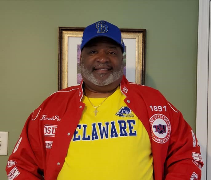 ApostleFrank's tweet photo. "By George... I think I got it!" Going with this "DRIP" for the day! #DemBurtons #DecisionsDecisions #FiguredItOut @ESPNCFB
@espn @kevintresolini @DSNsports @302sports
@DelawareFB @DSUHornets #DemBurtonBoyz #95NoEzPass #IsItGameTimeYet https://t.co/cWbr6TSn0x