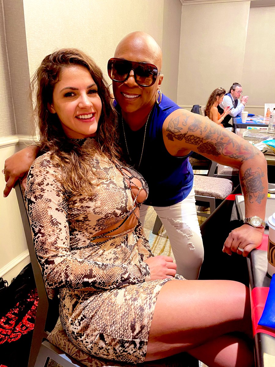 christijaynes's tweet image. Come see @salinadelarenta @Phenom_Jazz and I @wrestlecon 

Westin waterfront #Tampa 
@SWEFuryTV