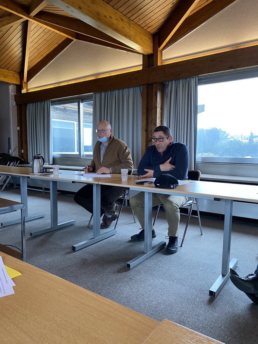 CORDIERPierre08's tweet photo. Les agriculteurs de la @08Fdsea sont en colère contre la future politique agricole commune et les mesures gouvernementales. Réunion ce matin pour les écouter et les relayer. @ChLambert_FNSEA @ChJacob77 @JeunesAgri @FNSEA @Republicains_An @08Republicains @ChambreAgri08 https://t.co/RrlLufX7r7