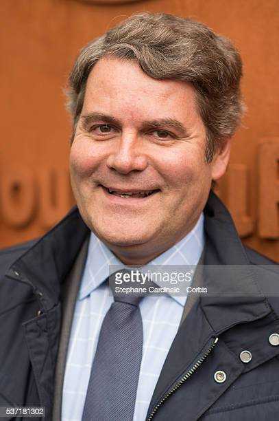 HistoireSecrete's tweet image. #Pandagate #chalencongate 
🐼💬 C'est pas Franck Louvrier il rentre pas dans le costume  (on a vérifié) !! Il a du abuser des resto clandestins ces derniers temps ...