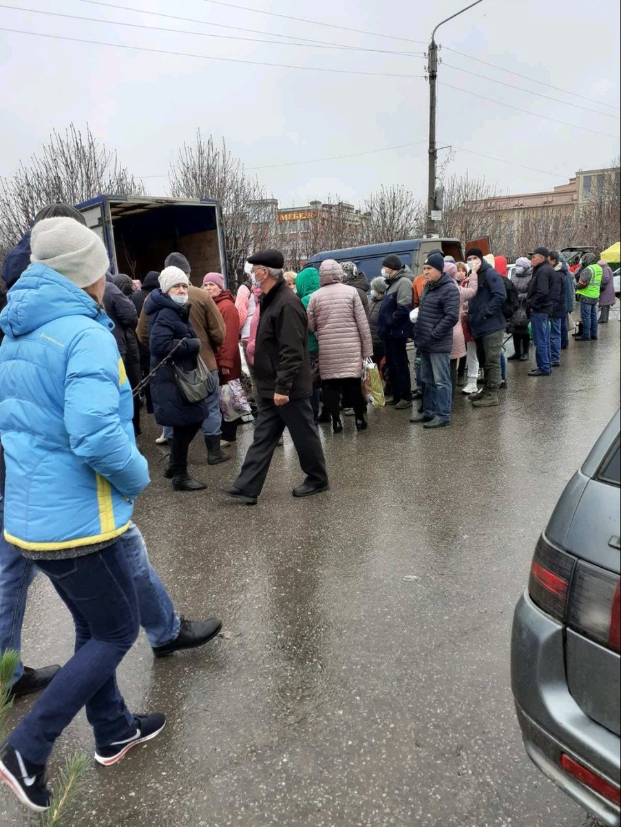 Сегодня был наш первый выход "в свет" после ограничений  )) первая ярмарка в Дд и в новоульяновске ))) такое впервые 🙈 похоже машины с "яйцами" не приехали ))
