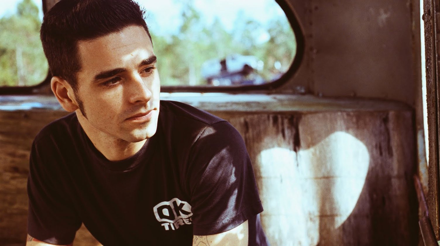 Happy Birthday to the ageless wonder Chris Carrabba. 