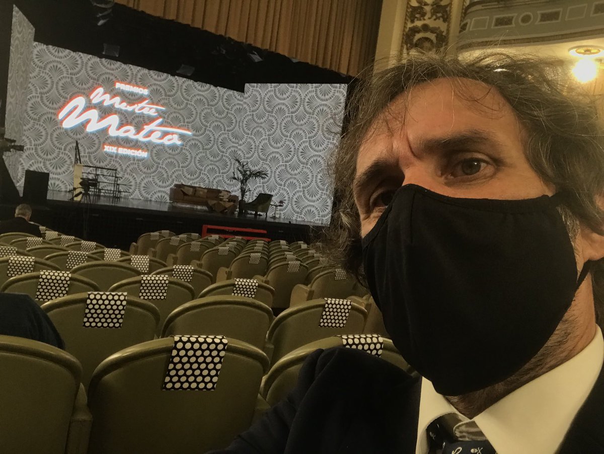 JoseVEstonllo's tweet photo. #premiosmestremateo a ver qué pasa!!!! https://t.co/GUg5GnTGOp