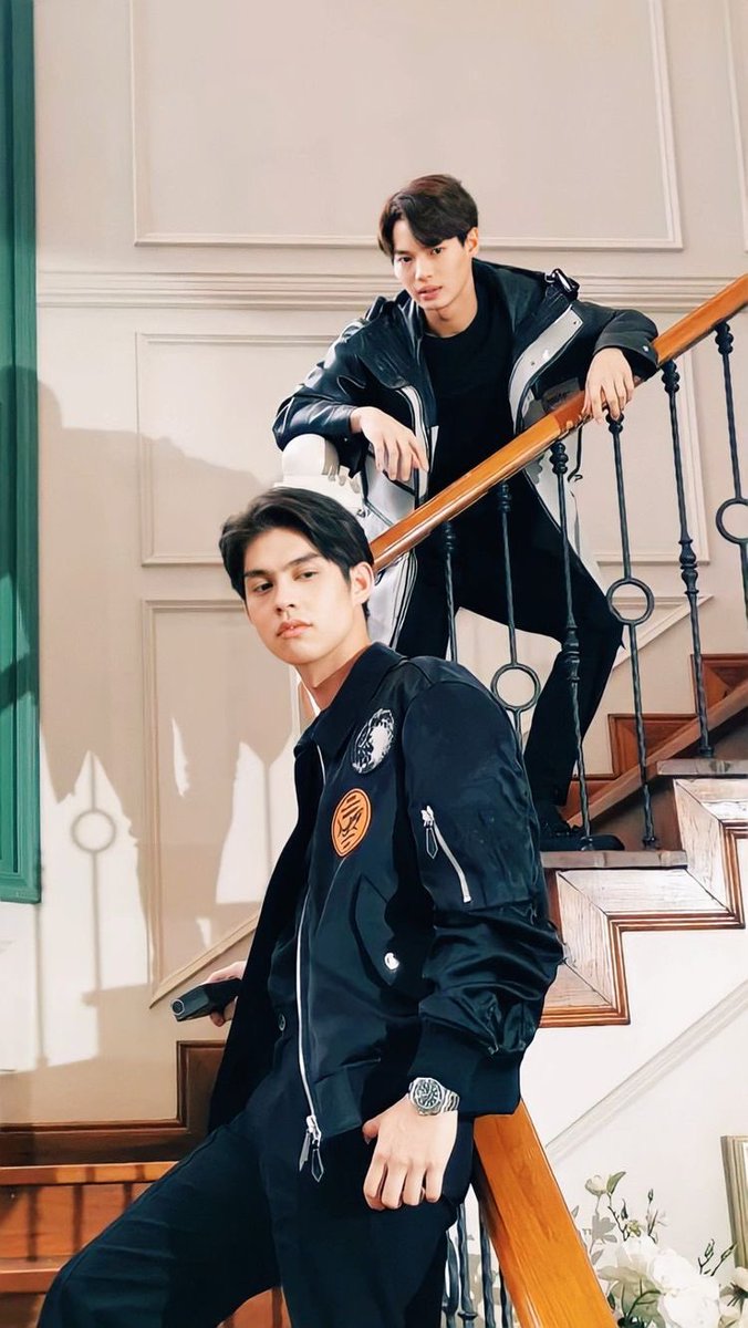 BrightWinMexico's tweet photo. Pero miren esta hermosa fotografía de estos dos! 💛

Se ven tan hermosos juntos.

#winmetawin #bbrightvc https://t.co/UjOaTrwCHU