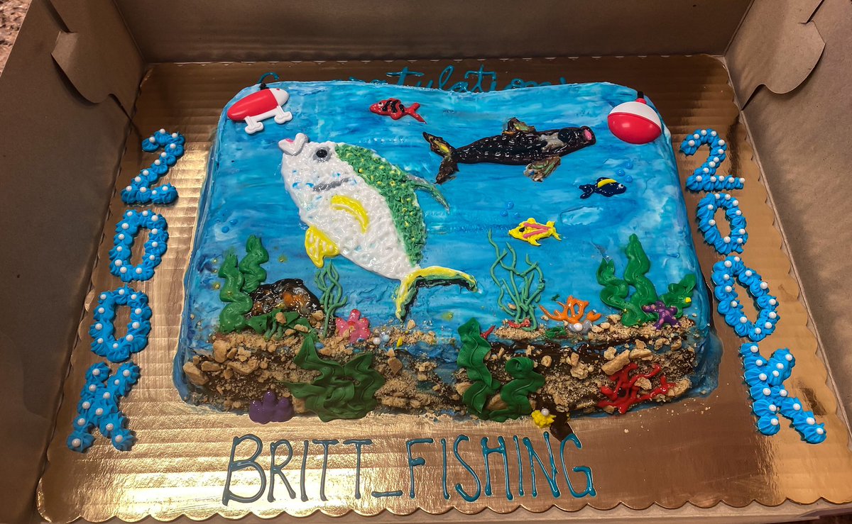 britt_fishing's tweet photo. The sweetest gift, literally!
Thank you, @IceCreamClubCC, for this beautiful ice cream cake to celebrate 200k on Instagram! https://t.co/G23PupVcvH