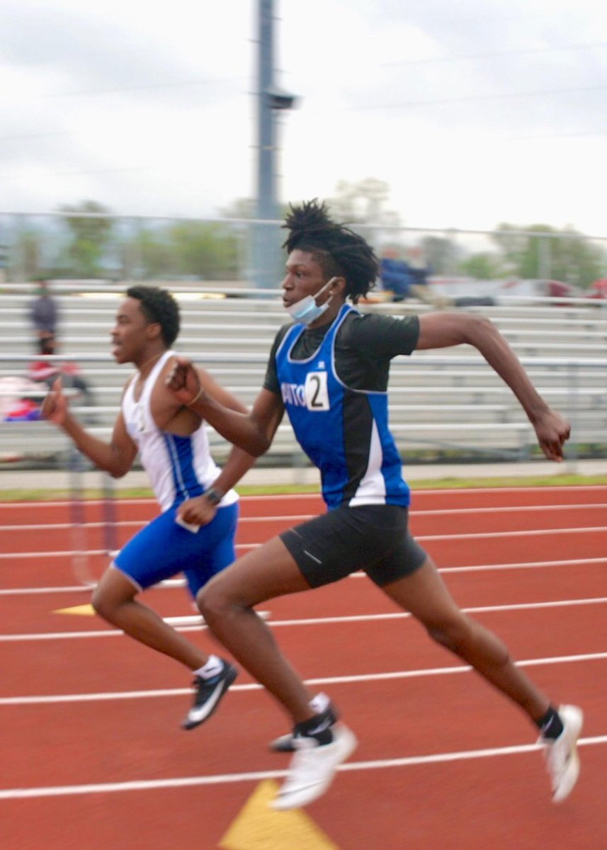Pictures of our girls and boys competing in the Bill Summa invitational. #Raytown #Bluejays #FlyWithUs #WeR #RunFast #ThrowFar #Jumphigh #JumpFar #GoTheDistance