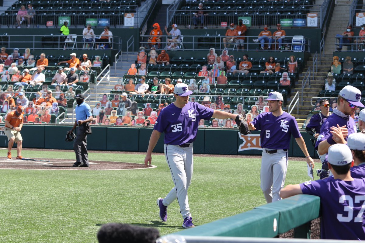 KStateBSB's tweet photo. Carson works a 1-2-3 second and now has three strikeouts.

#KStateBSB trails 1-0 after two https://t.co/2qzwv7Lyog
