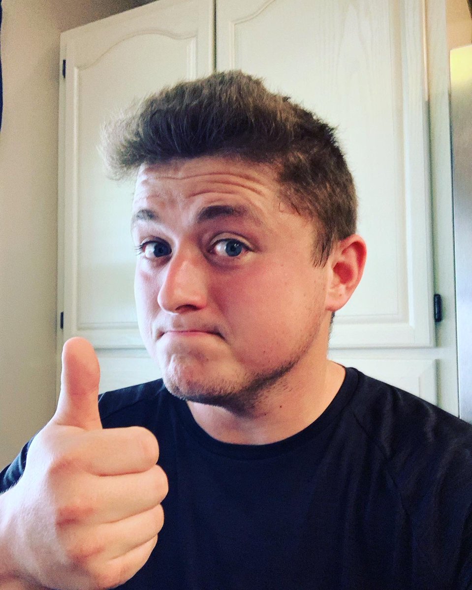 David Aeh tweet media