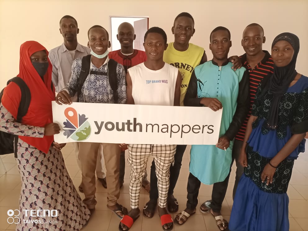 Honorable_Nath's tweet photo. En image, la célébration de la #GeoNight en présentiel et en ligne avec @assocCartONG au #Mali🇲🇱
Merci aux @youthmappersUS
d'avoir activement participé à cet évènement depuis l'Université #Segou.
@GeonightO @hotosm @TheMissingMaps @OSM_Mali @youthmappers @ong_geom #Map4Ml https://t.co/F5n88FY01w