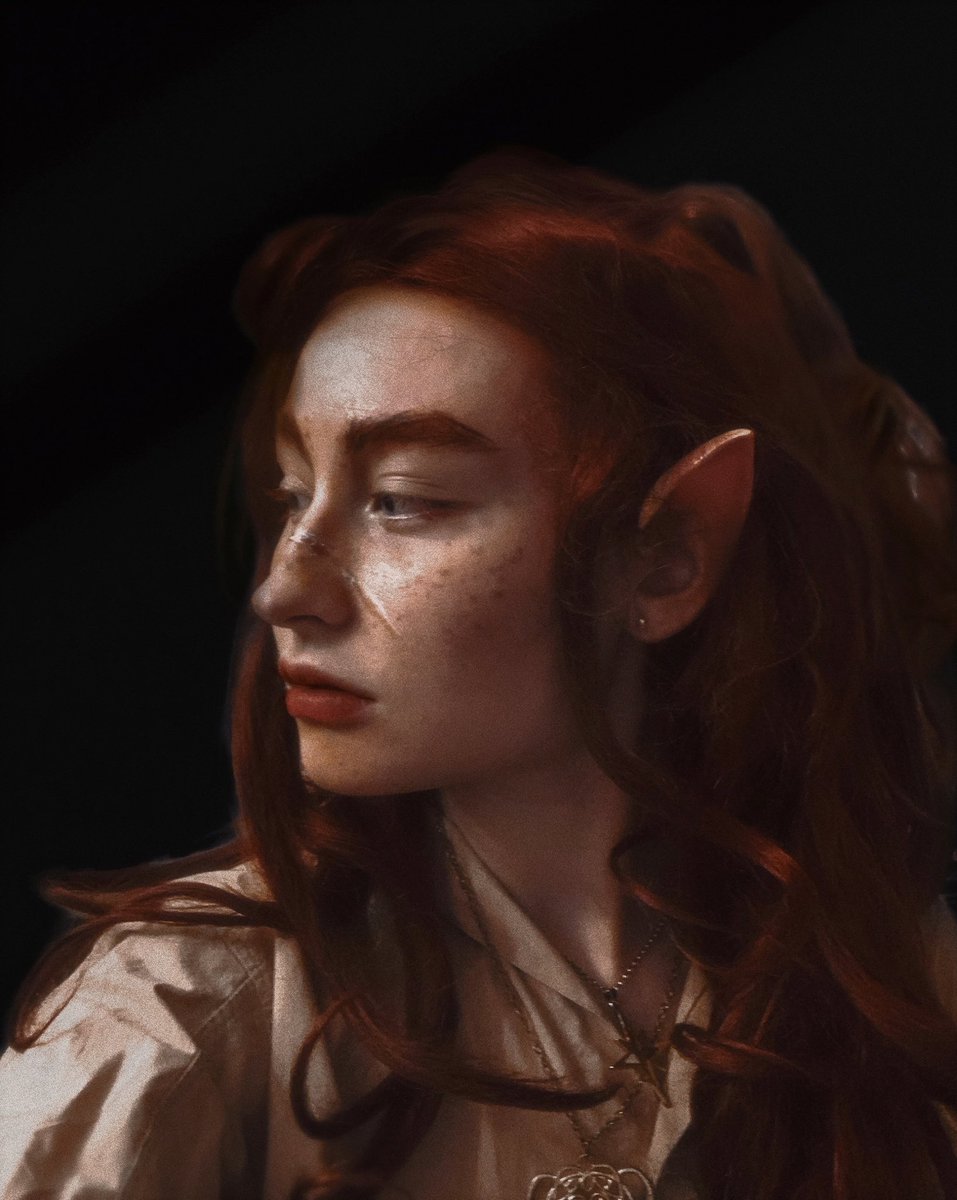 Mythcrowned's tweet photo. And yet another set of photos focusing on the most cherished elven lord of my black, sorrowful heart. // #maedhros #silmarillioncosplay #silmarillion #lotrcosplay #lotr #feanorion https://t.co/cQb9xYSYa2