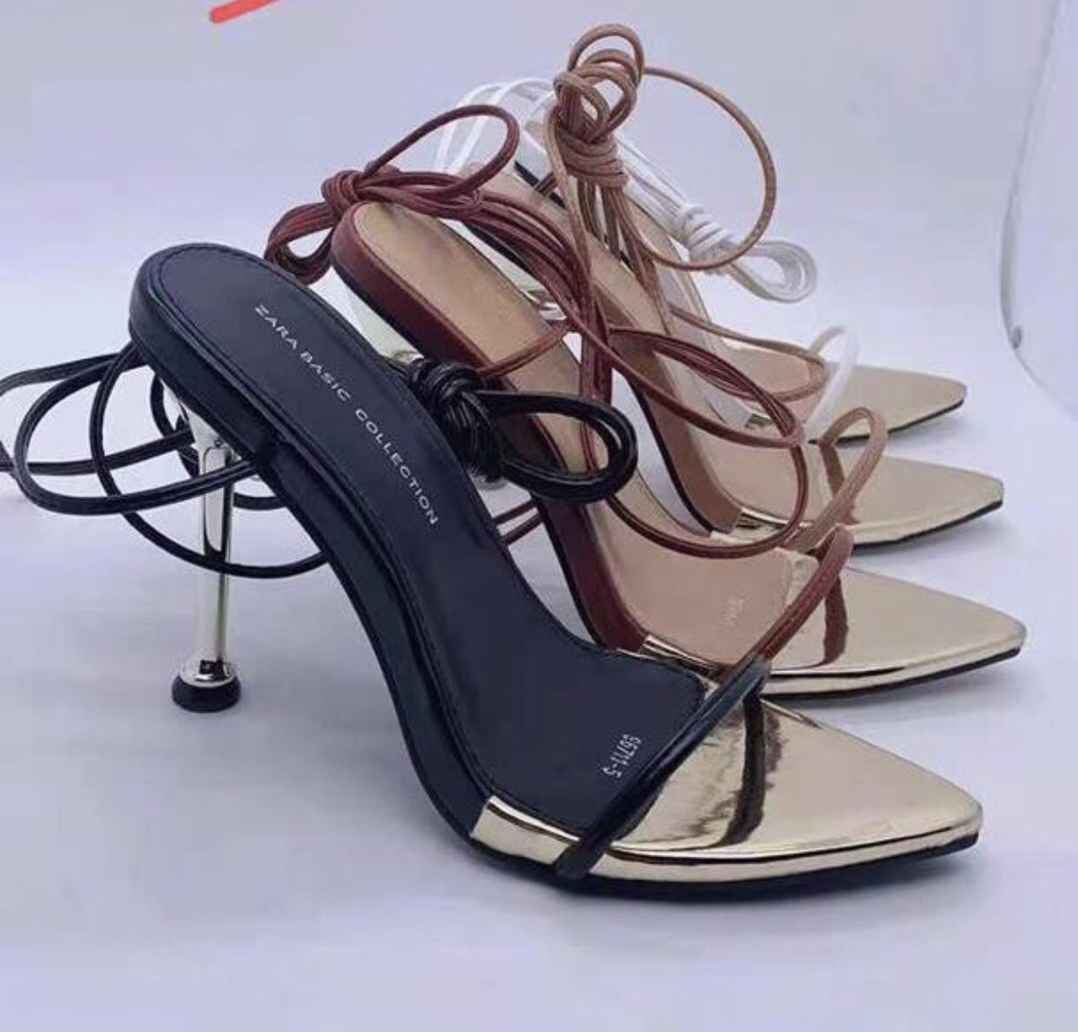 ClairesstoreUg's tweet photo. Queens own such pairs.
Size 38-41
0782714668(Whatsapp) to place your order @ClairesstoreUg #valueformoney #heelslover #fashionweek #perfectheels https://t.co/oWKqbMoWiA