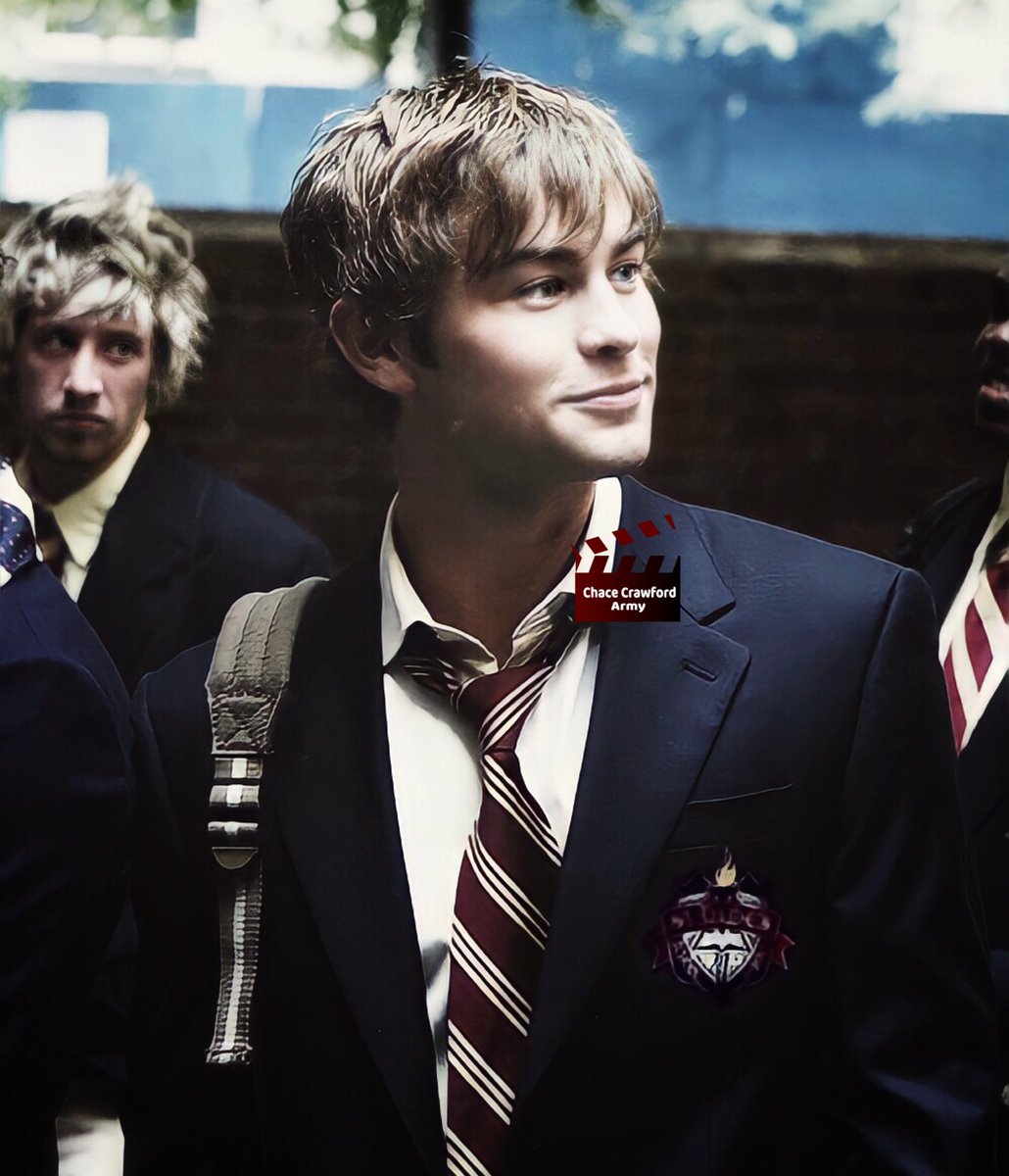 CCrawfordArmy's tweet photo. ⭐️ #ChaceDiary Nate Archibald (Chace Crawford) em Gossip Girl.
#chacecrawford #natearchibald #blakelively #serenavanderwoodsen #edwestwick #chuckbass #leightonmeester #blairwaldorf #pennbadgley #danhumphrey #serenate #chair
#gossipgirl #theboystv #thedeep https://t.co/s75H7Rz9bd