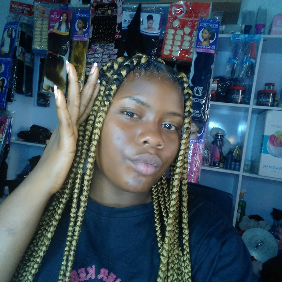 Officialchicala's tweet photo. Have you seen a fine girl today 😂😍😘 https://t.co/k4wLURbOB4