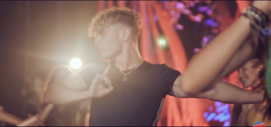 Beyhanna2009's tweet image. Não, mas esse momento aqui... tudo pra mim! #NowUnitedFiesta