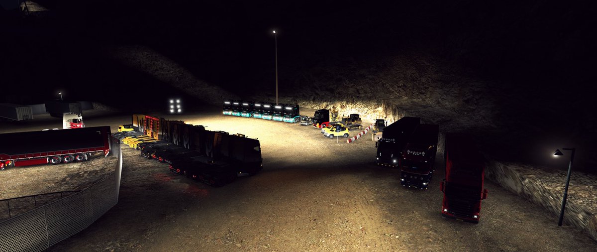 Sjovn1's tweet photo. Today we at Fast Cargo VTC hosted our #DriveAlong. I had so much fun meeting you all again! Hope to see you soon on the road again! #ETS2 #truckersMP https://t.co/HK1xT4foaD