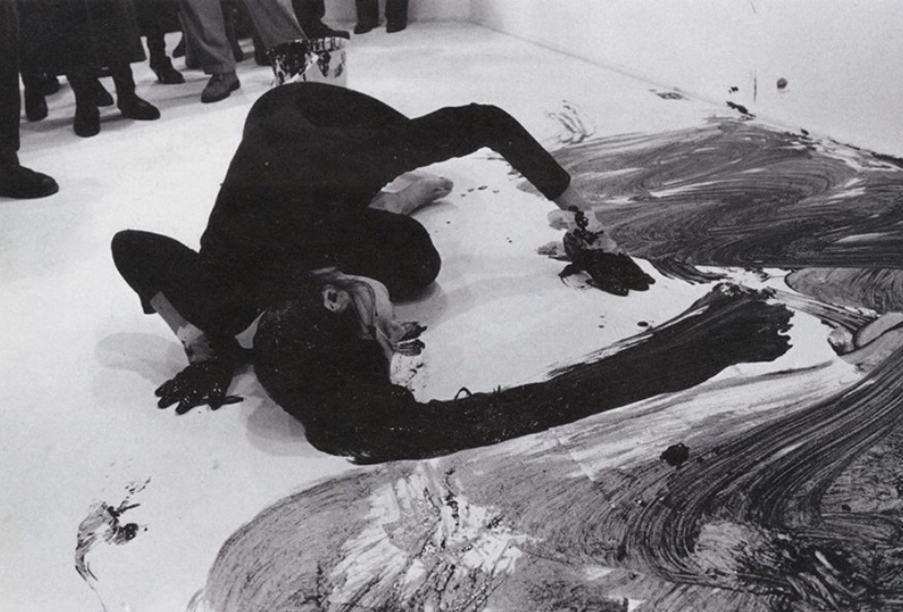 StudioProject_'s tweet photo. Janine Antoni is a Bahamian–born American artist who creates contemporary work in performance art, sculpture &amp; photography. Her work is known to blur the distinction between performance art &amp; sculpture, often utilizing her body in her pieces.
#contemporaryart #art #arted #artist https://t.co/y62wzoqwXV