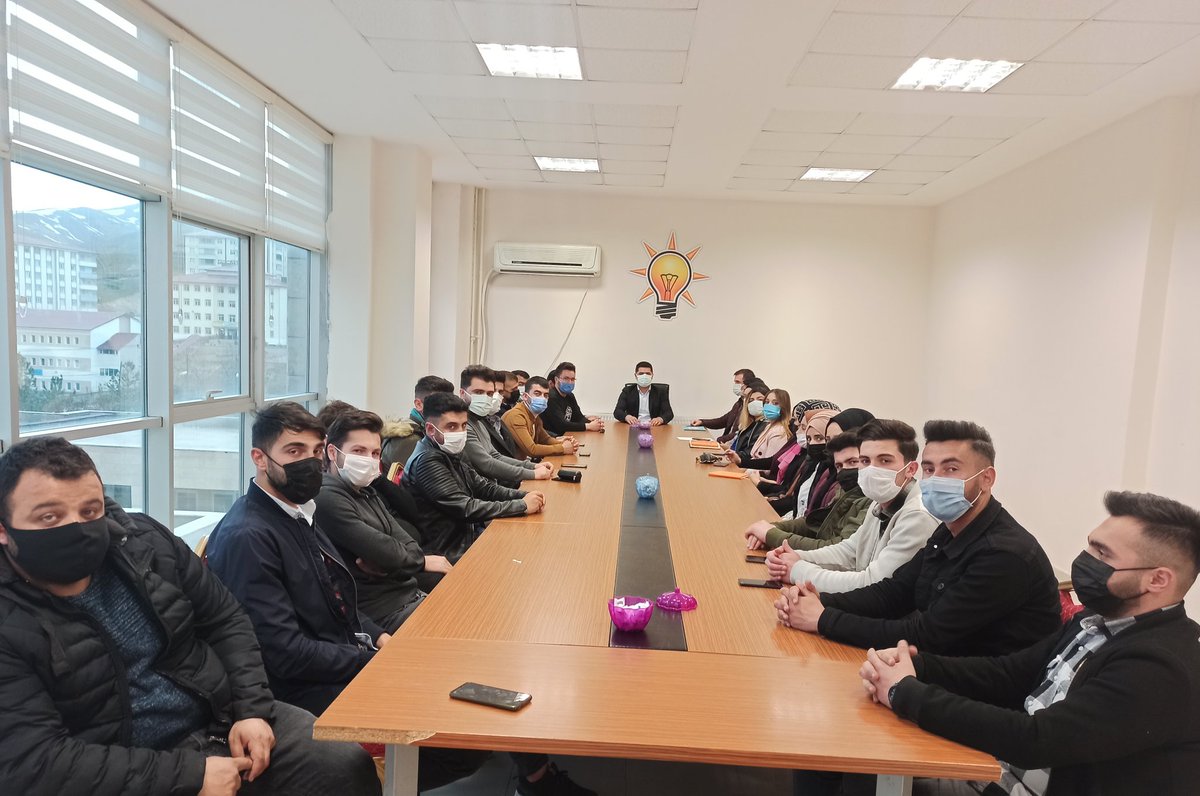 akgenclikbitlis's tweet photo. İl Gençlik Kolları Başkan Yardımcımız, Siyasi ve Hukuki İşler Başkanımız Sn. @masallah_ilbrs başkanlığında Haftalık İl Yönetim Kurulu toplantımızı;

Maske ve Hijyen kurallarına riayet ederek gerçekleştirdik. 

Toplantımızın hayırlara vesile olmasını dileriz.
. https://t.co/JKZupj9ML2