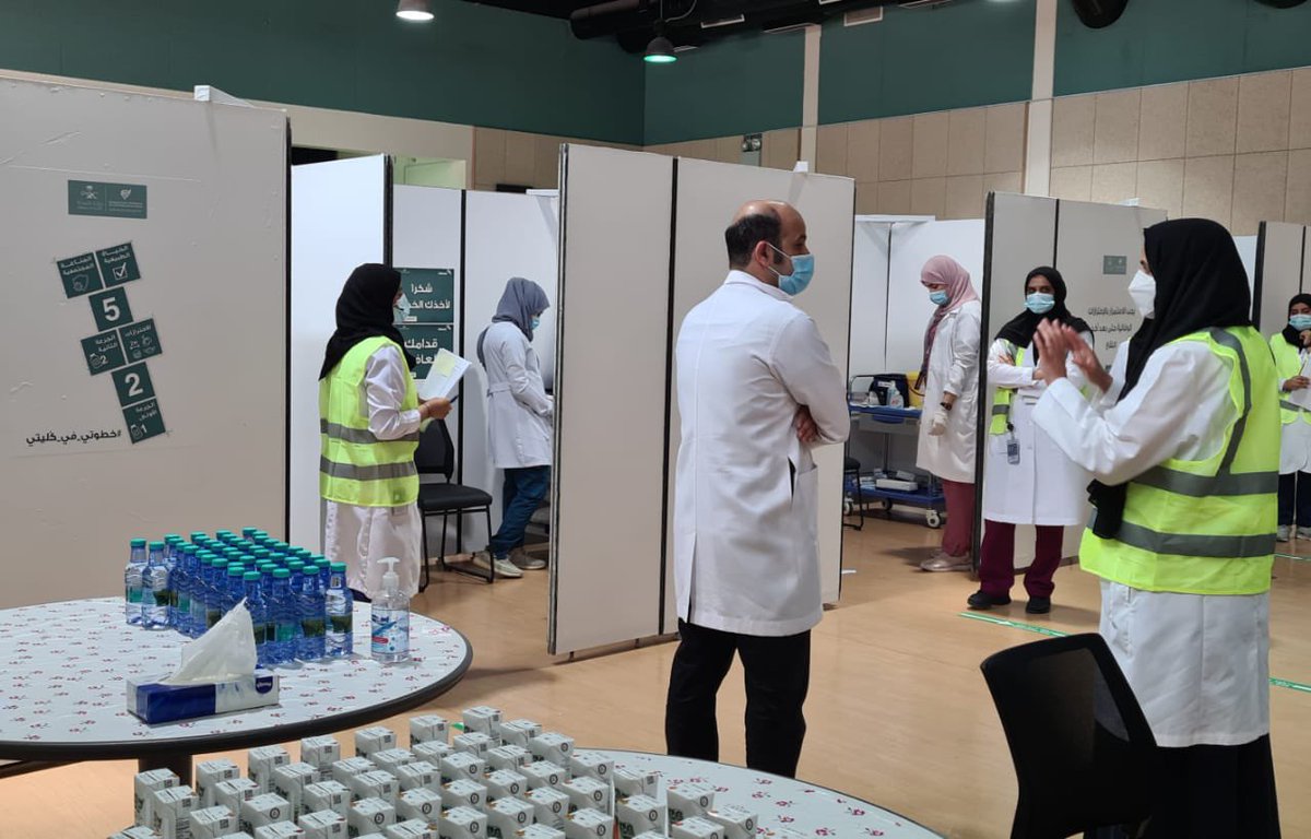 IAU_CAMSJ's tweet photo. عظيم الشكر وفائق الامتنان لسعادة 
د. سعود بن سيار المطرفي
مدير تشغيل شبكة الجبيل الصحية
و فريق مستشفى الجبيل العام بقيادة سعادة الدكتور نوفل الشمري مدير مركز اللقاحات بالجبيل على جهودهم الكبيرة ودعمهم لإيصال اللقاح لأكبر عدد من المستفيدين أثناء حملة التطعيم. 
@E1_JGH 

#CAMSJ https://t.co/GQP7gW01XK