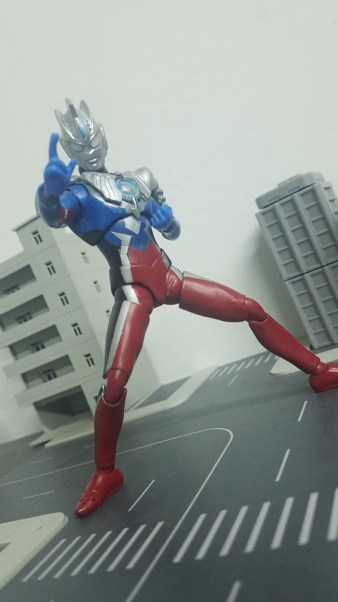 S.H.Figuartsウルトラマンオーブ エメリウムスラッガー 改造品カスタム