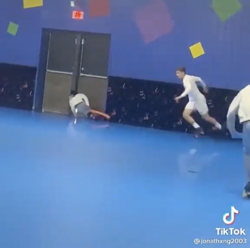 The Real Douda tweet media