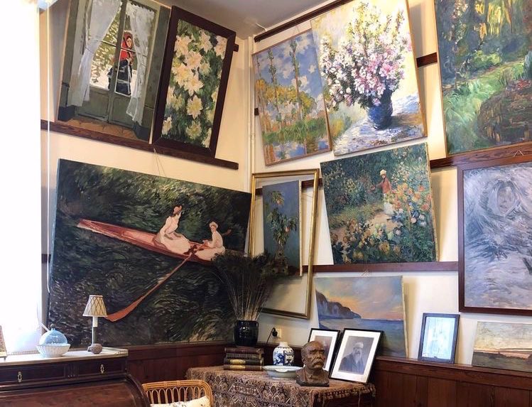 sophrisyne's tweet photo. thinking about Monet’s house in Giverny https://t.co/7GBVDhXebC