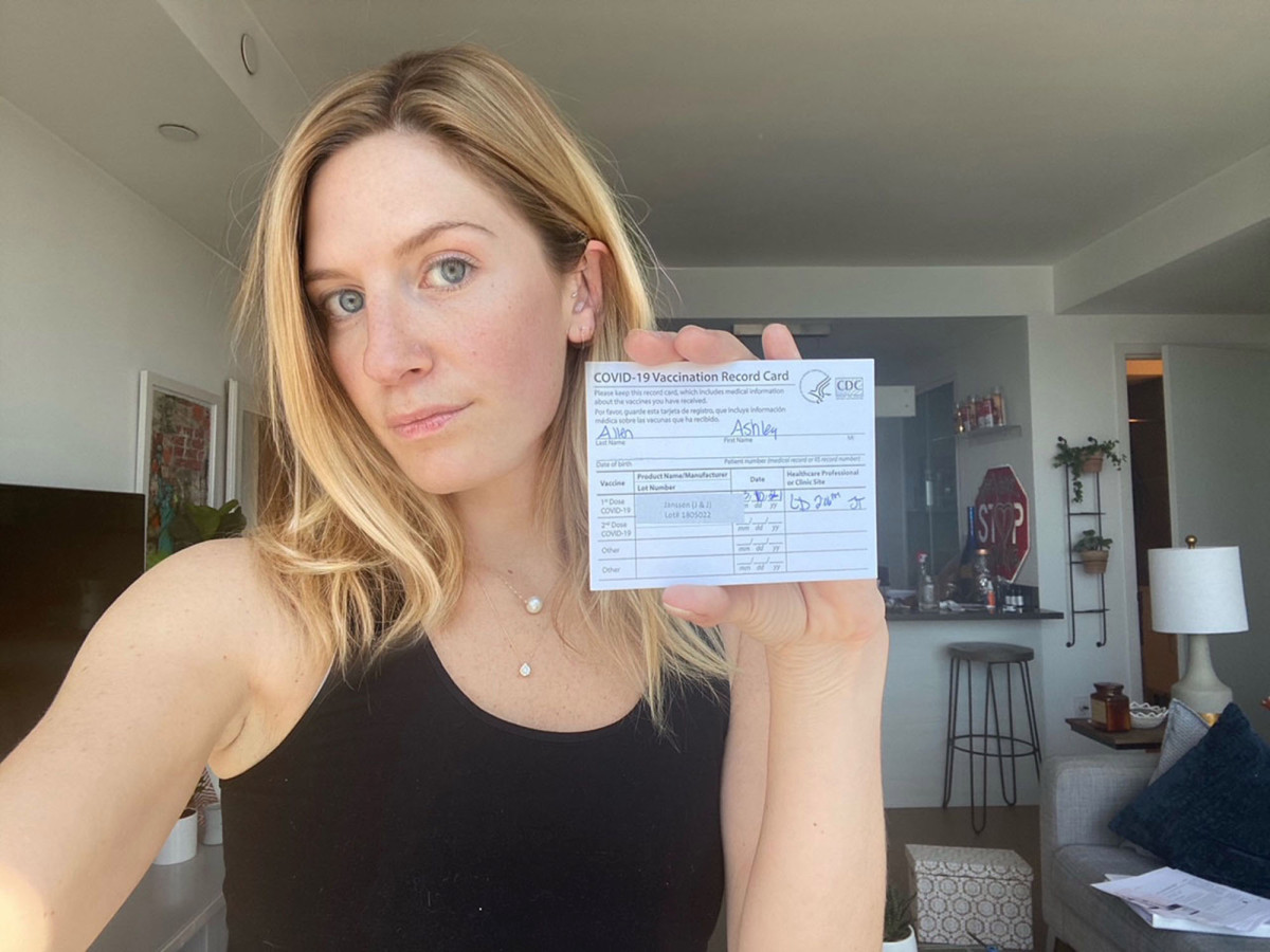 Brooklyn woman gets COVID 3 weeks after Johnson &amp; Johnson vaccine trib.al/U8spveN